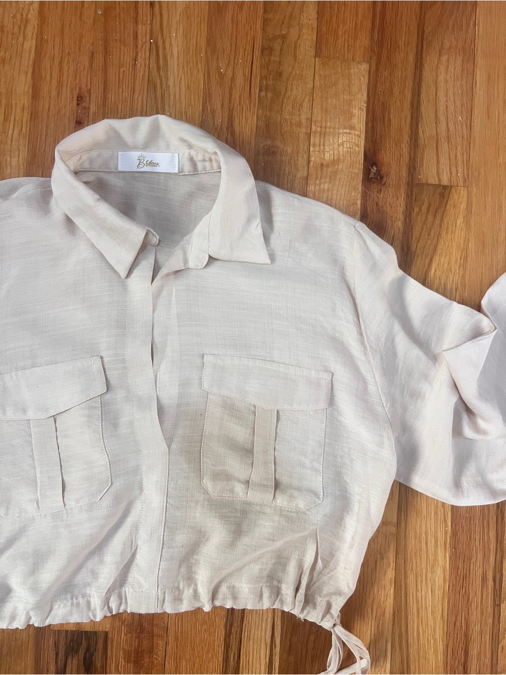 Women's Cream Cropped Utility Shirt - Picture 2 of 8